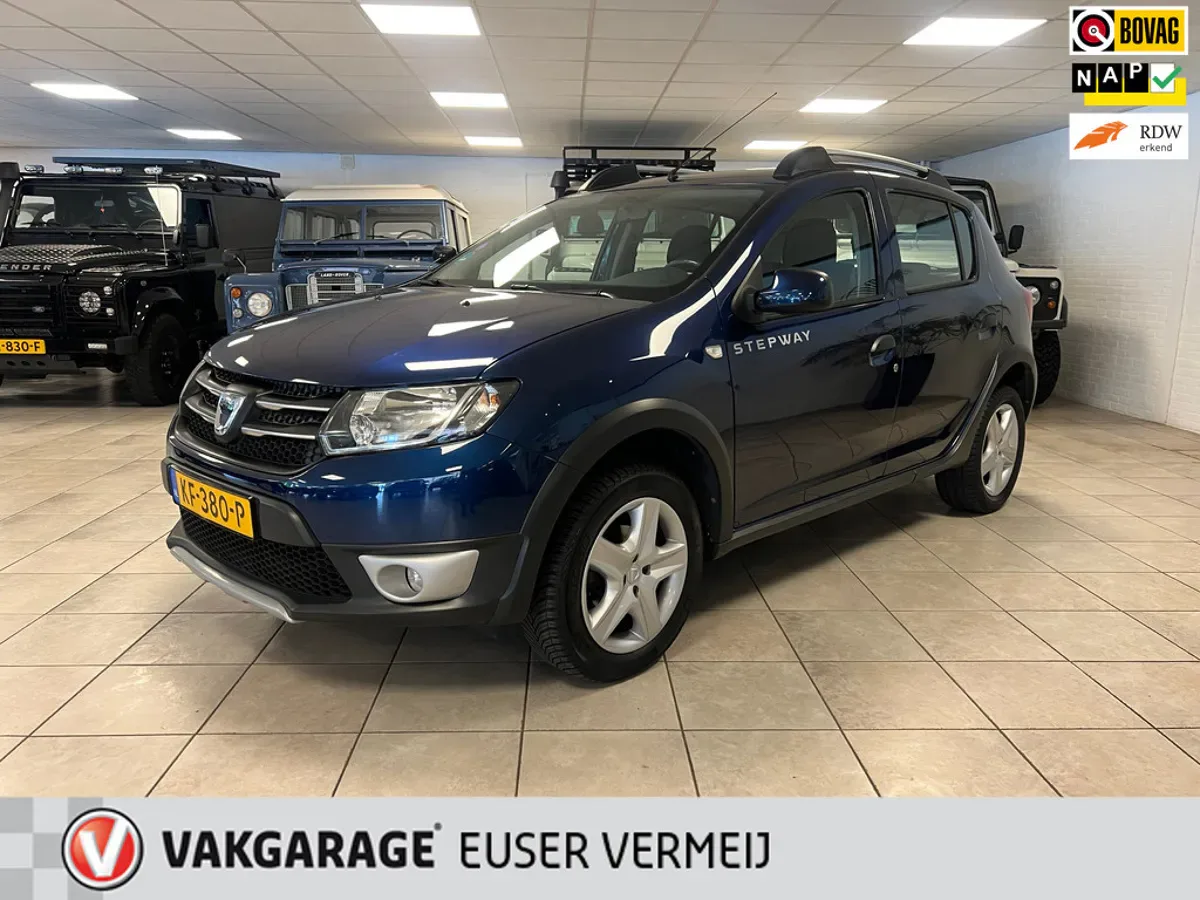 Dacia Sandero Stepway (2016) — foto 1