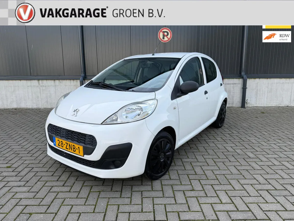 Peugeot 107 (2013) — foto 1