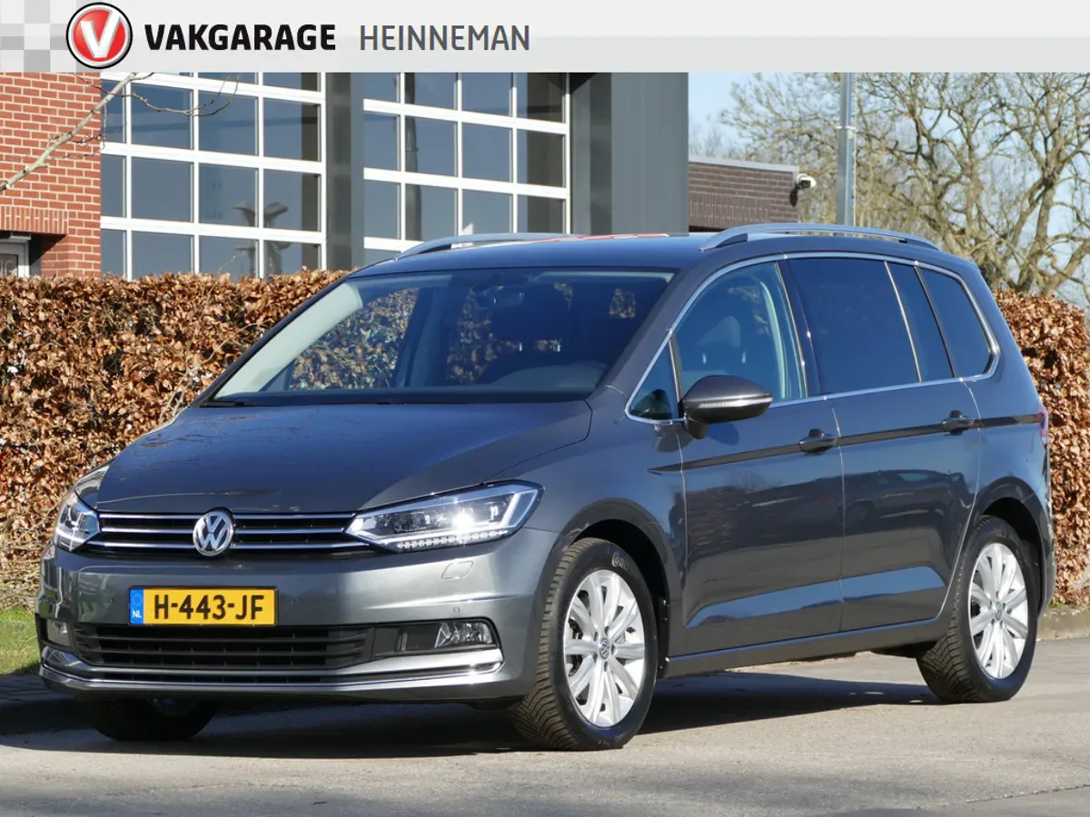 Volkswagen Touran (2019) — foto 1