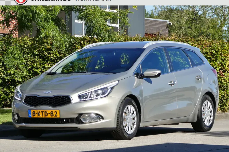 Kia Ceed (2013)