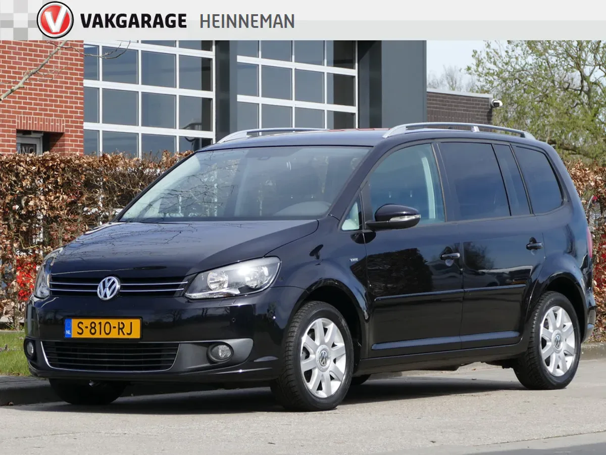 Volkswagen Touran (2014) — foto 1
