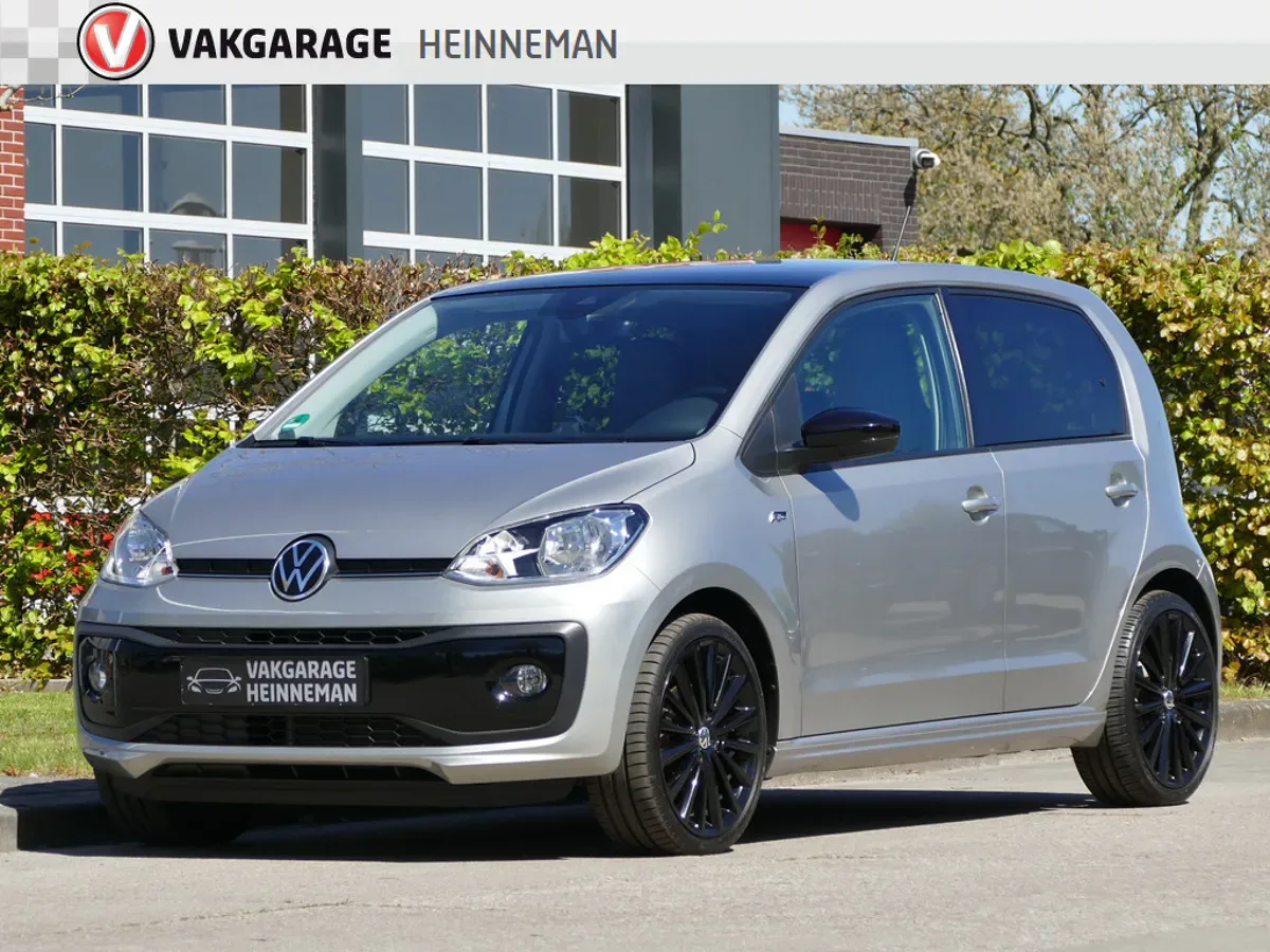 Volkswagen Up! (2024) — foto 1