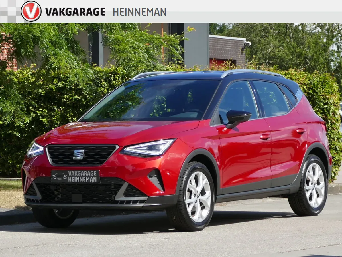 SEAT Arona (2024) — foto 1