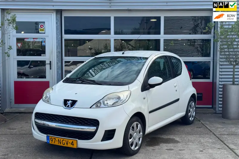 Peugeot 107 (2010)
