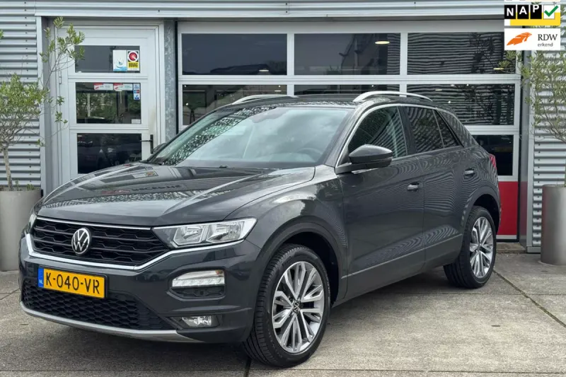 Volkswagen T-Roc (2021)