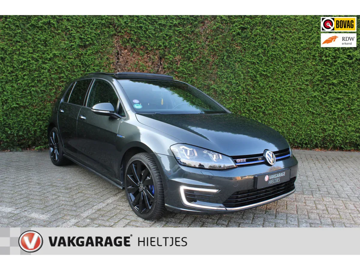 Volkswagen Golf (2015) — foto 1