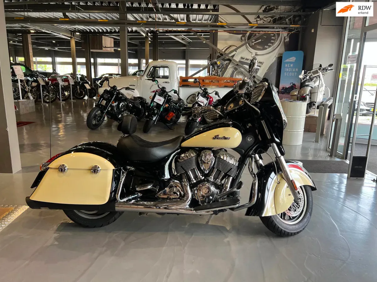 Indian 111 Chieftain (2014) — foto 1