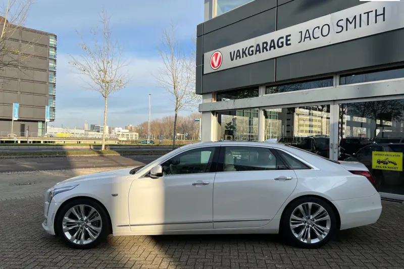 Cadillac CT6 (2019)