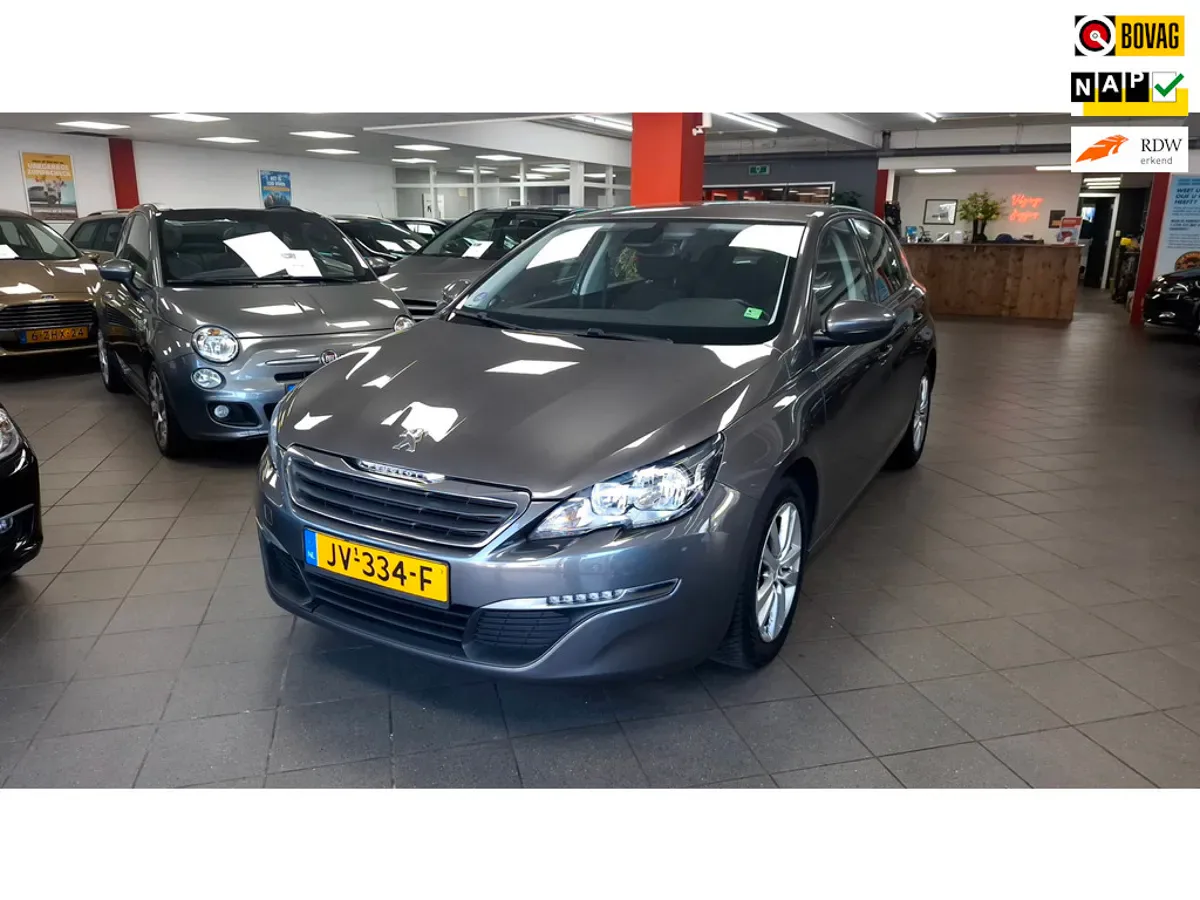 Peugeot 308 (2016) — foto 1
