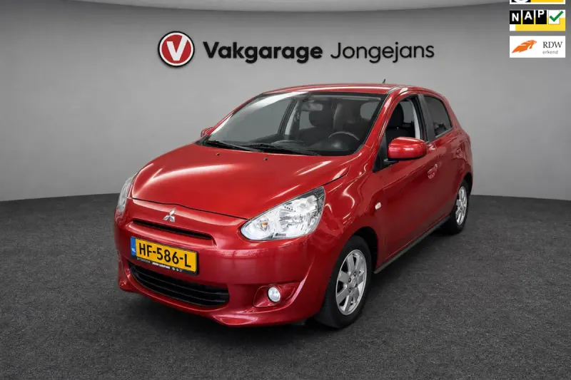 Mitsubishi Space Star (2015)