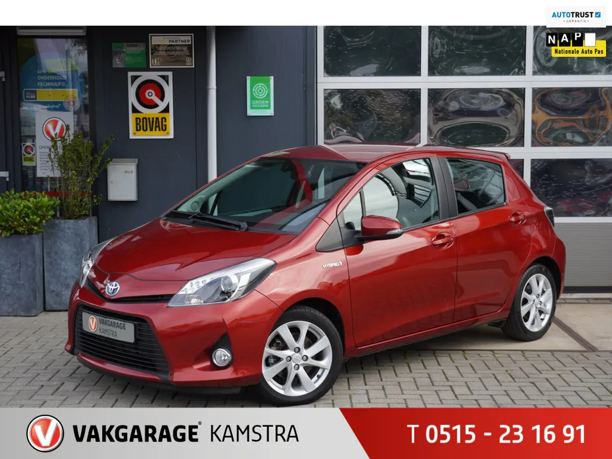 Toyota Yaris (2014) — foto 1