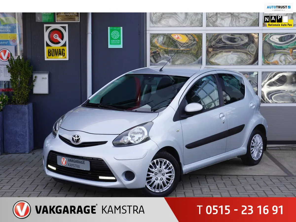 Toyota Aygo (2012) — foto 1