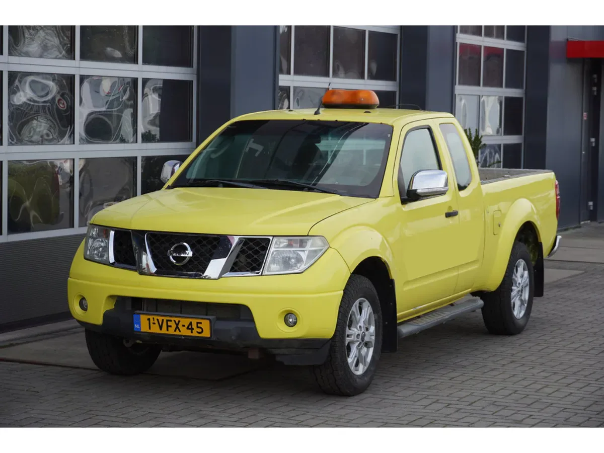 Nissan Navara (2009) — foto 1