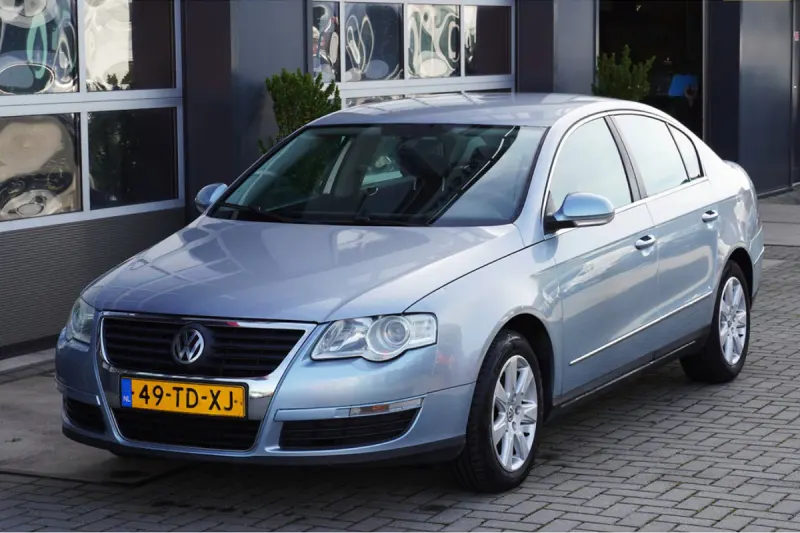 Volkswagen Passat (2006)