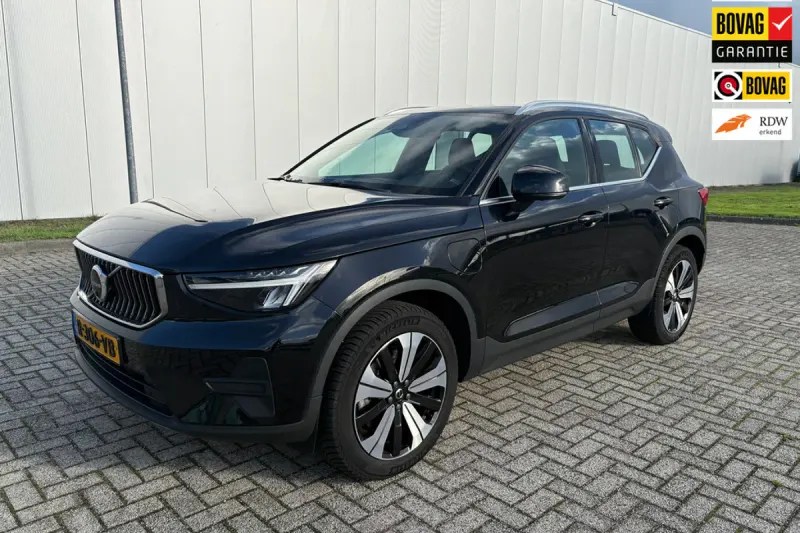 Volvo XC40 (2022)