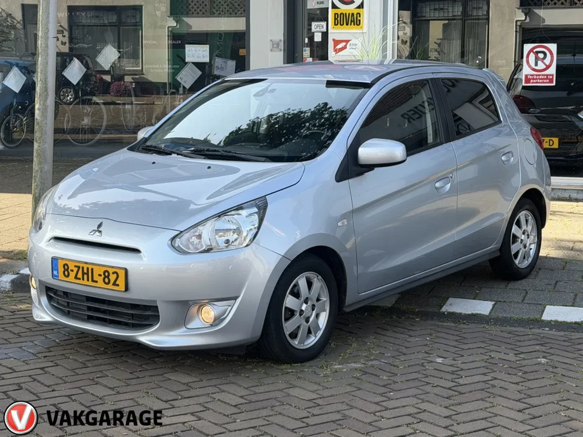Mitsubishi Space Star (2015) — foto 1