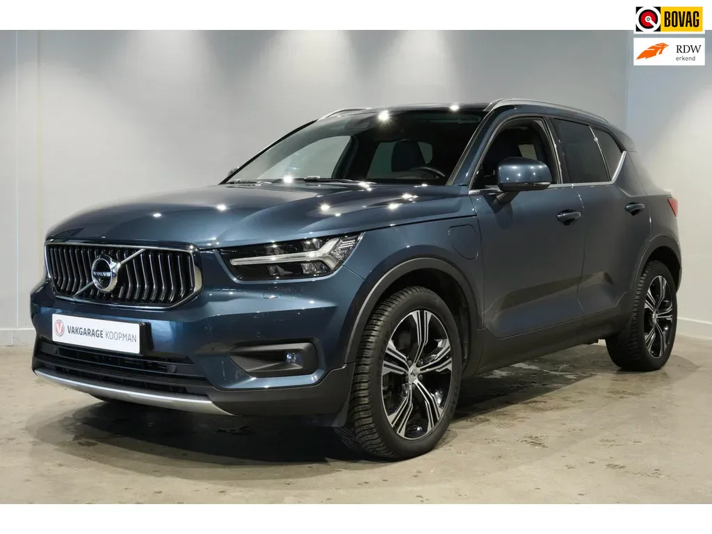 Volvo XC40 (2021) — foto 1