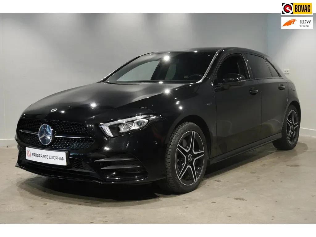 Mercedes-Benz A-Klasse (2020) — foto 1