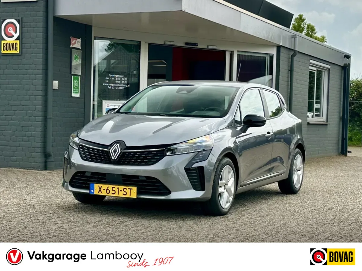 Renault Clio (2024) — foto 1
