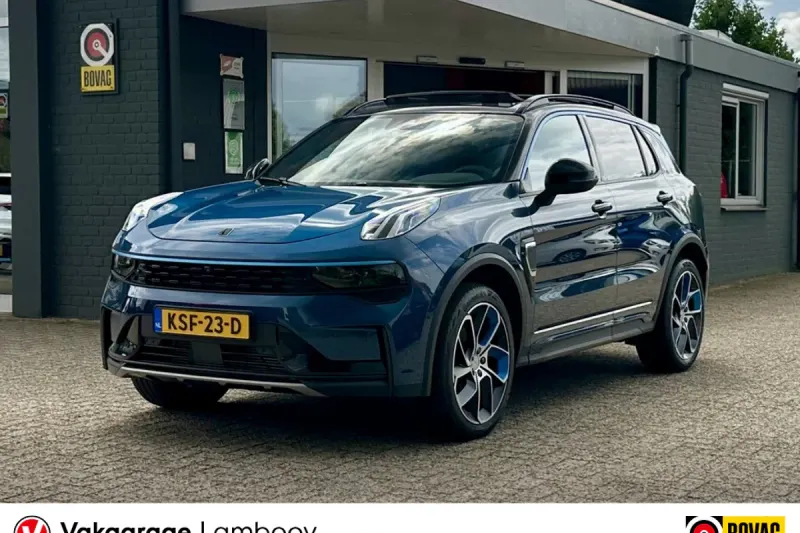 Lynk & Co 01 (2023)