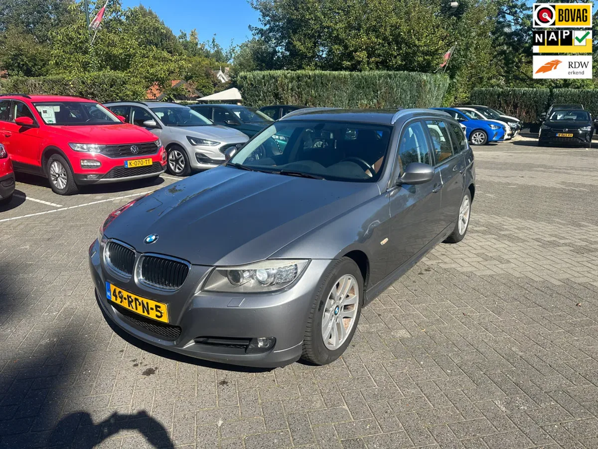 BMW 3-Serie (2011) — foto 1