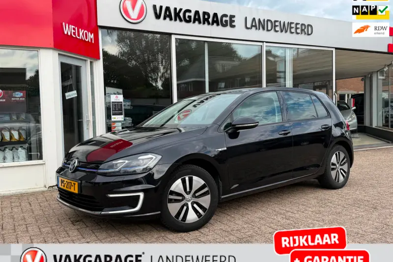 Volkswagen E-Golf (2017)