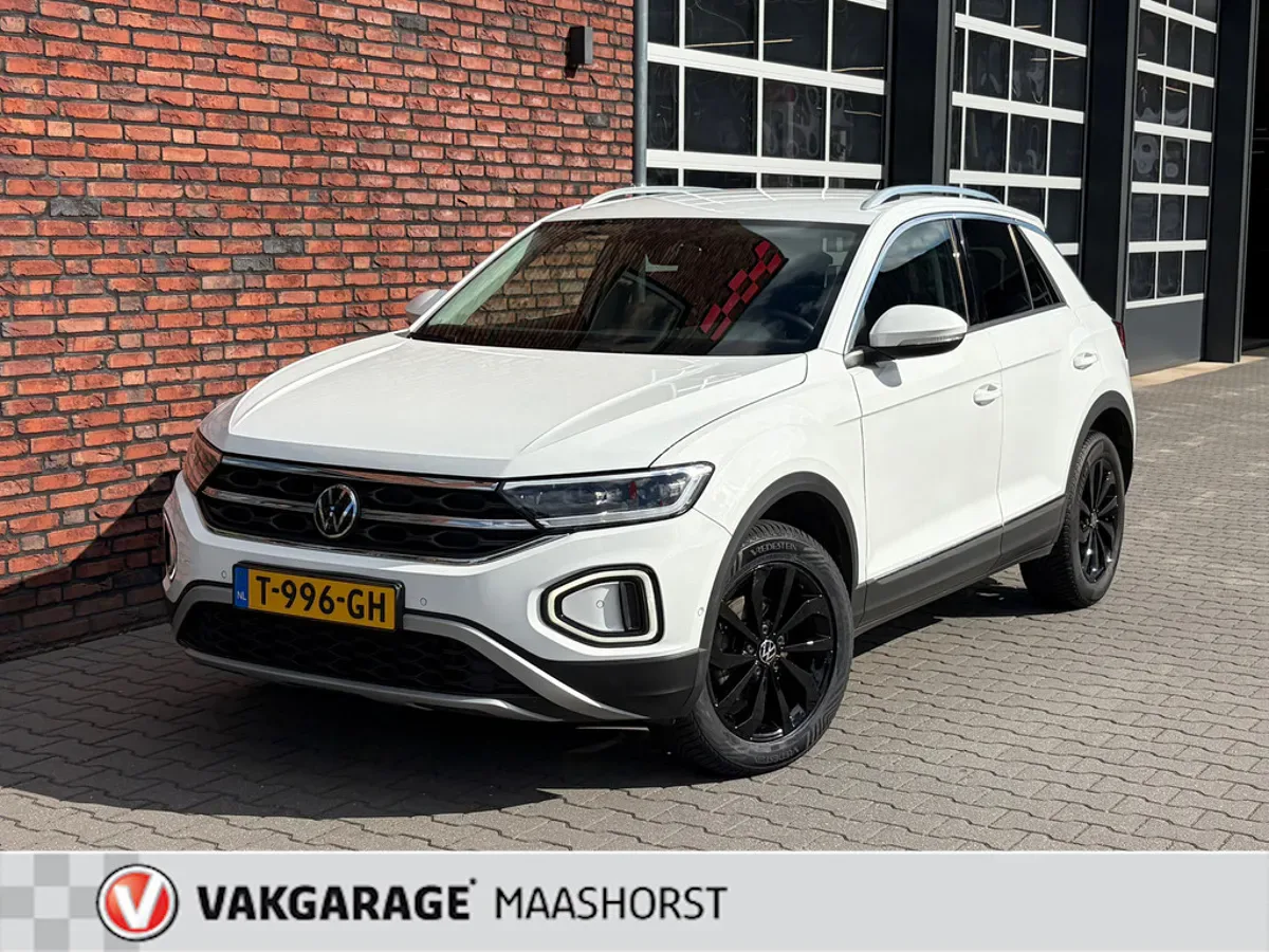 Volkswagen T-Roc (2022) — foto 1