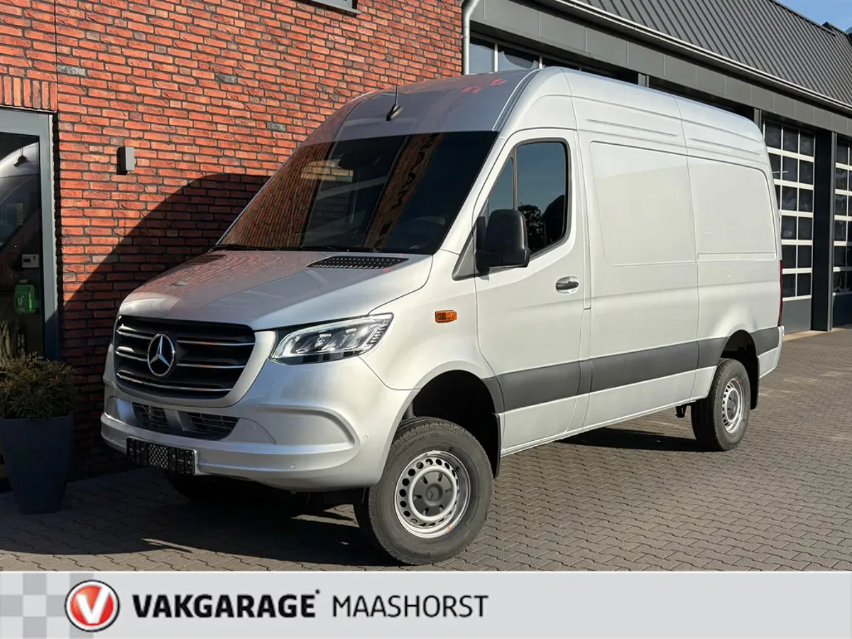 Mercedes-Benz Sprinter (2024) — foto 1
