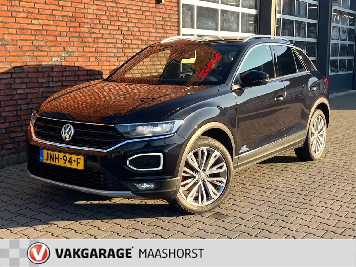Volkswagen T-Roc (2017) — foto 1