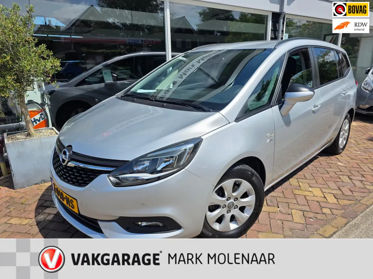 Opel Zafira (2017) — foto 1