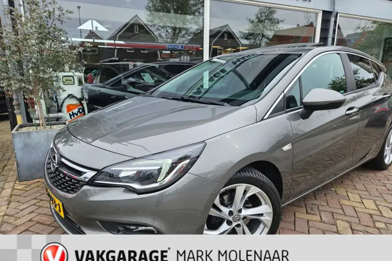 Opel Astra (2017)