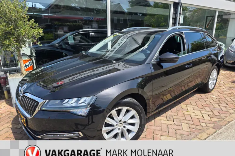 Škoda Superb (2021)