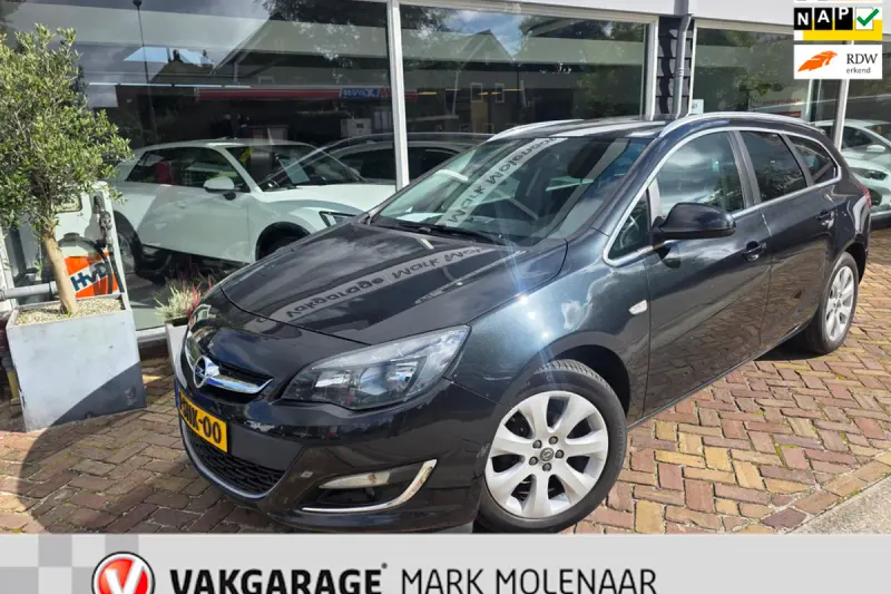 Opel Astra (2013)