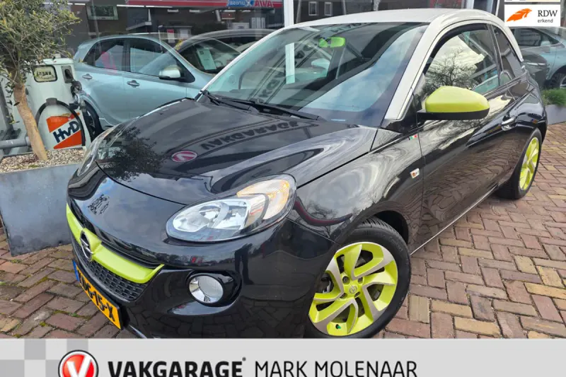 Opel Adam (2014)