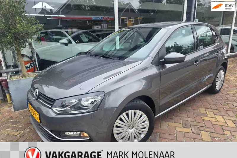 Volkswagen Polo (2015)