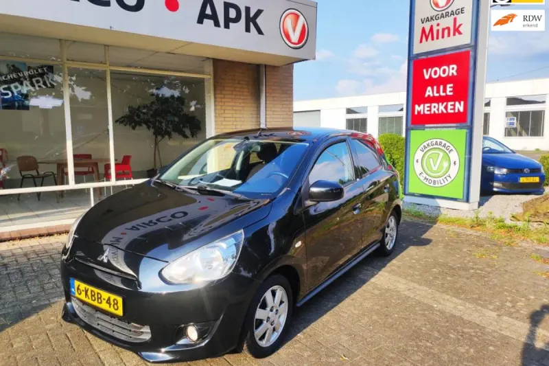 Mitsubishi Space Star (2013)