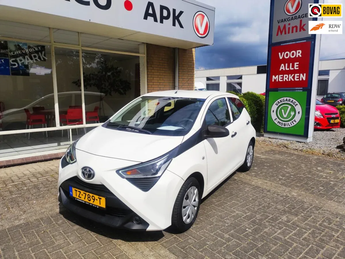Toyota Aygo (2018) — foto 1