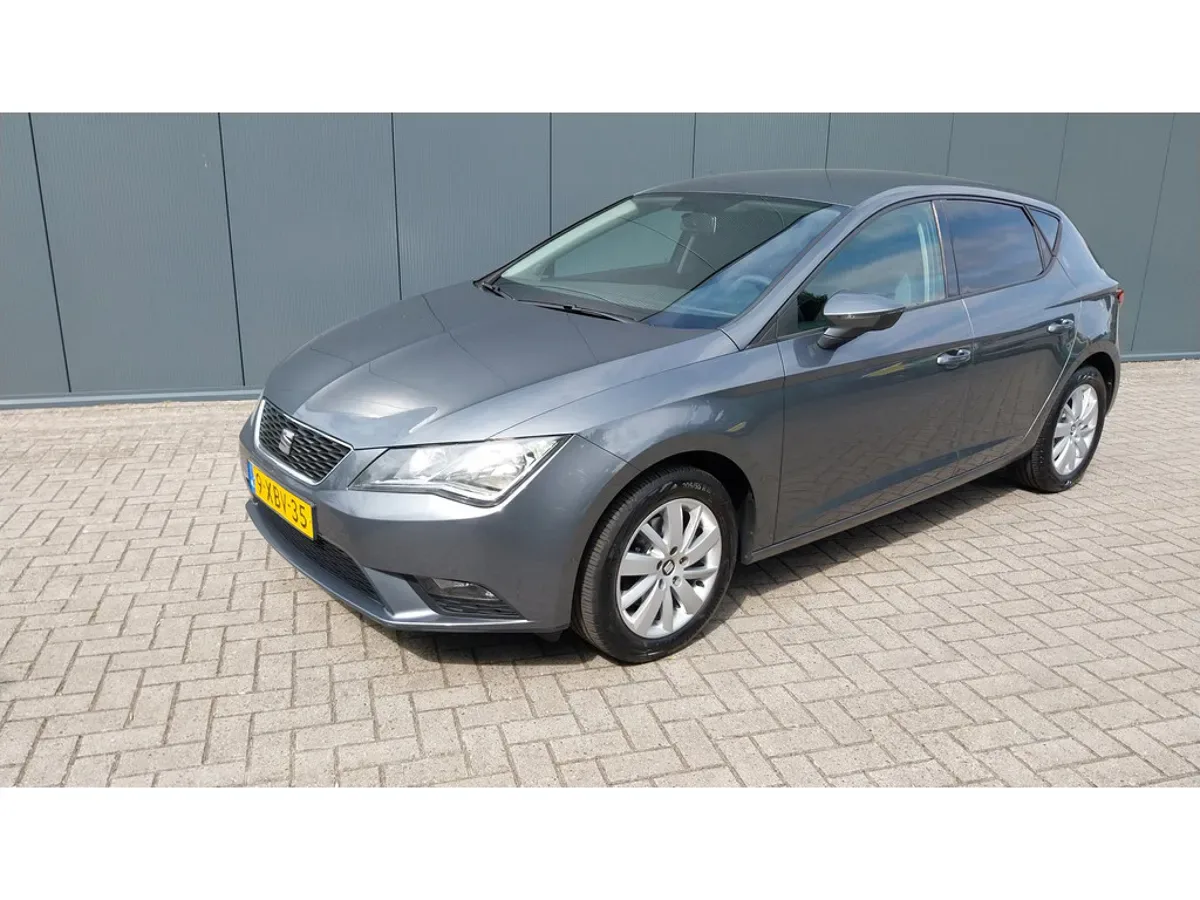 SEAT Leon (2014) — foto 1