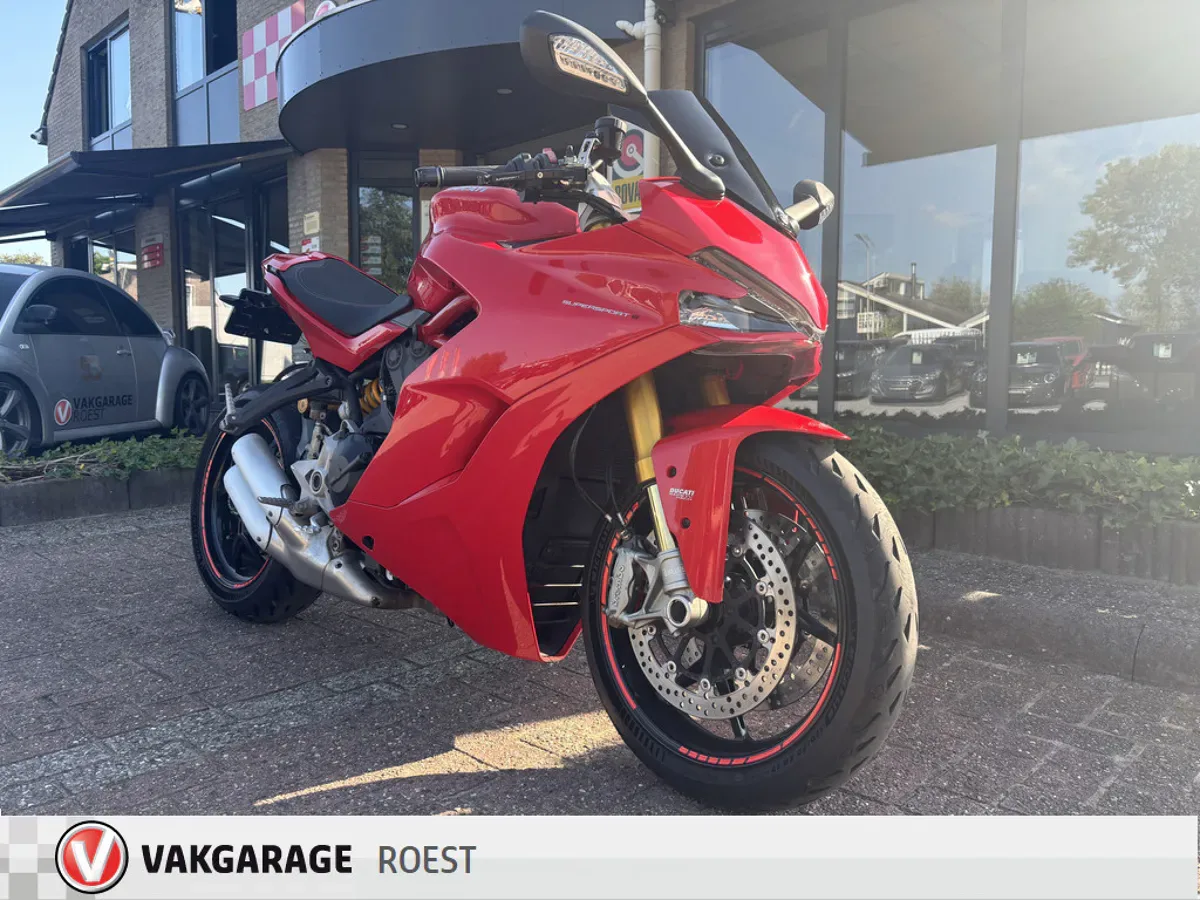 Ducati Supersport (2020) — foto 1