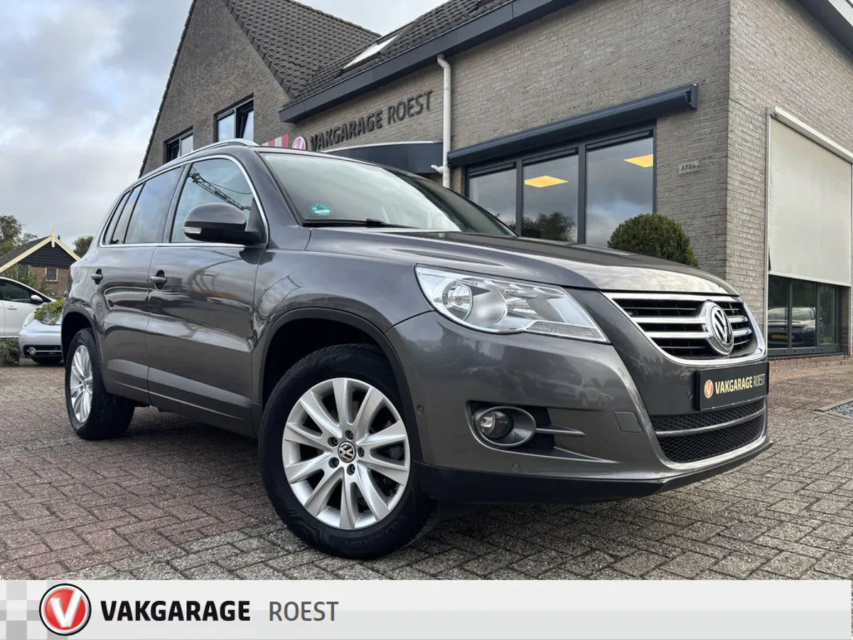 Volkswagen Tiguan (2010) — foto 1