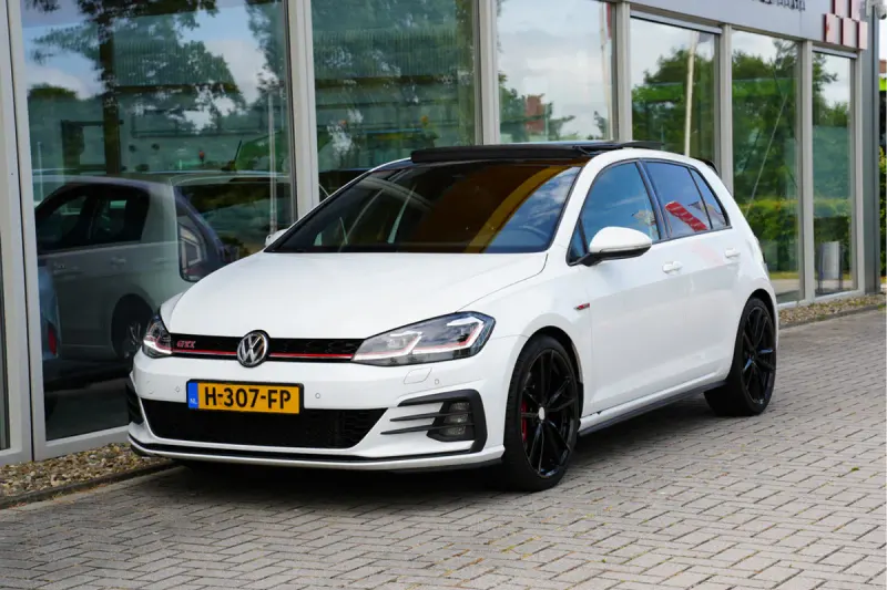 Volkswagen Golf (2019)
