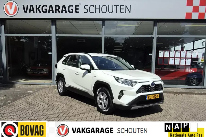 Toyota RAV4 (2021)