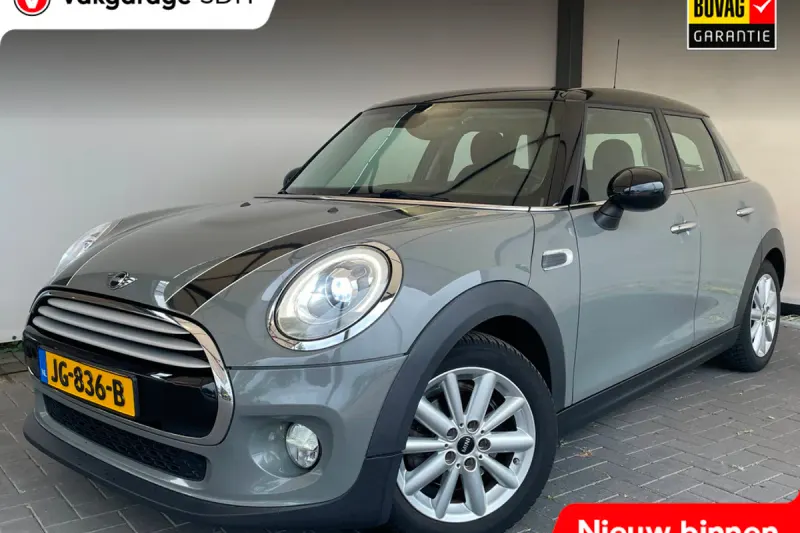 MINI Cooper (2015)