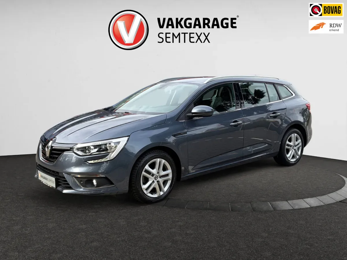 Renault Mégane (2017) — foto 1