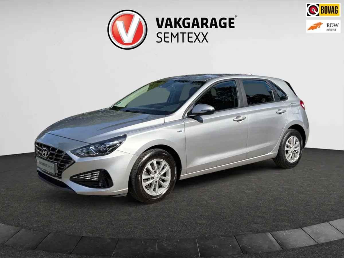 Hyundai i30 (2021) — foto 1
