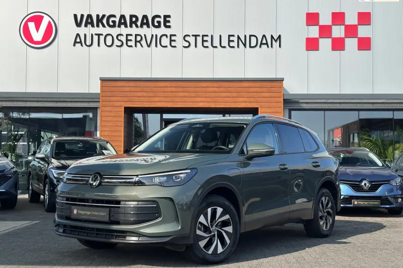 Volkswagen Tiguan (2024)