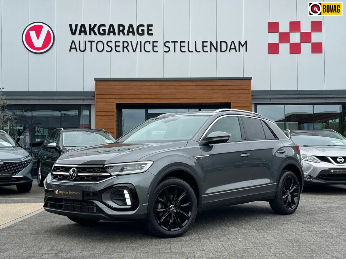Volkswagen T-Roc (2025) — foto 1