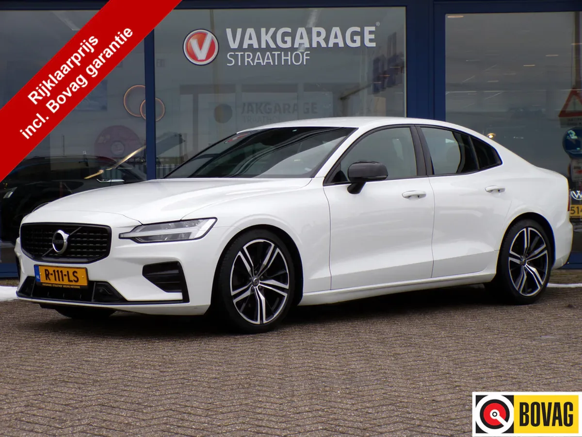 Volvo S60 (2022) — foto 1