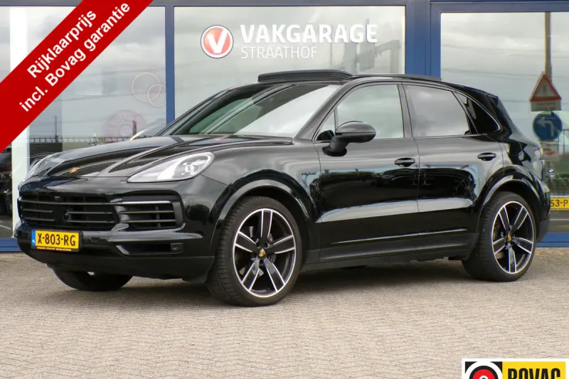 Porsche Cayenne (2023)