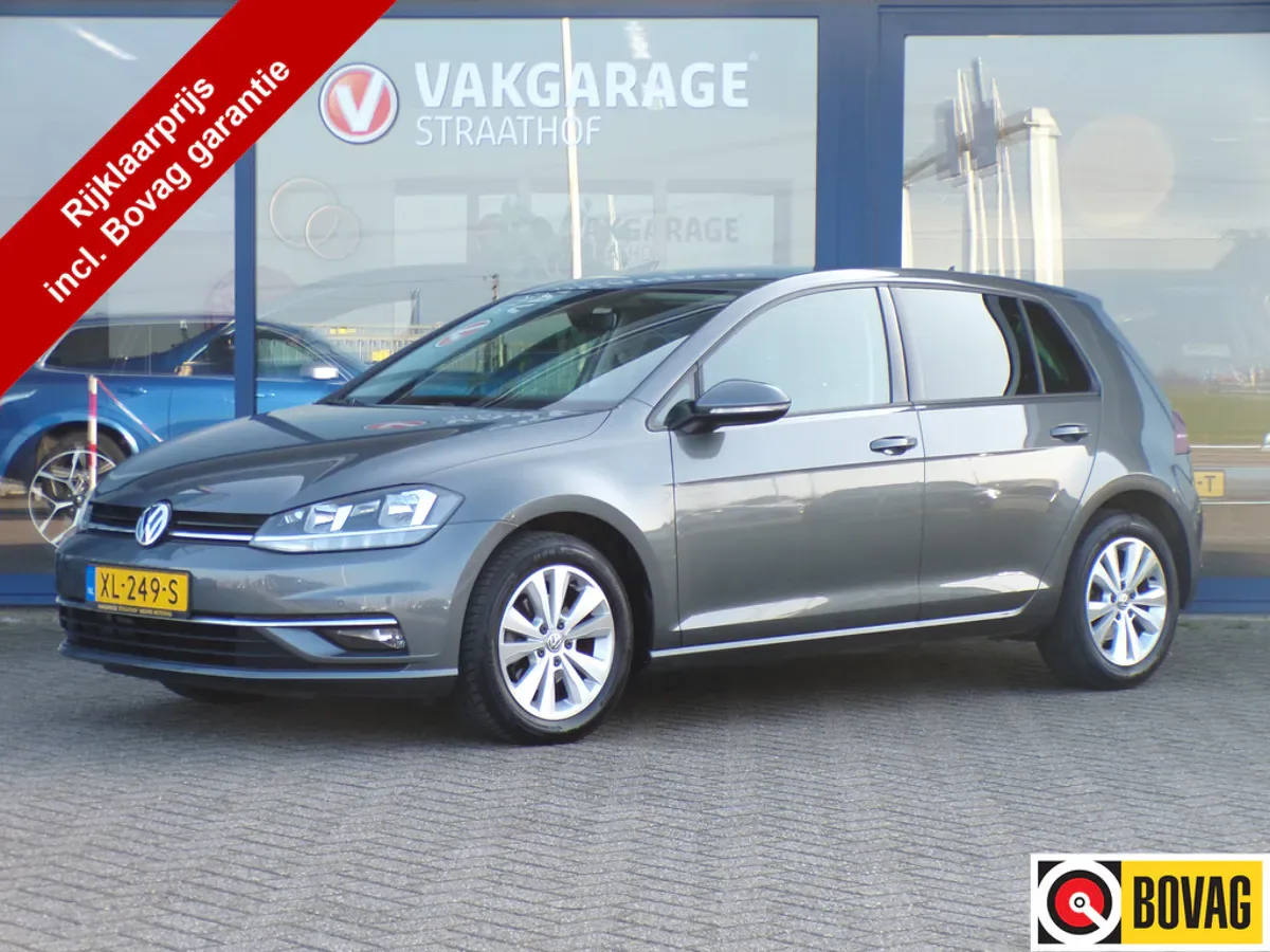 Volkswagen Golf (2019) — foto 1